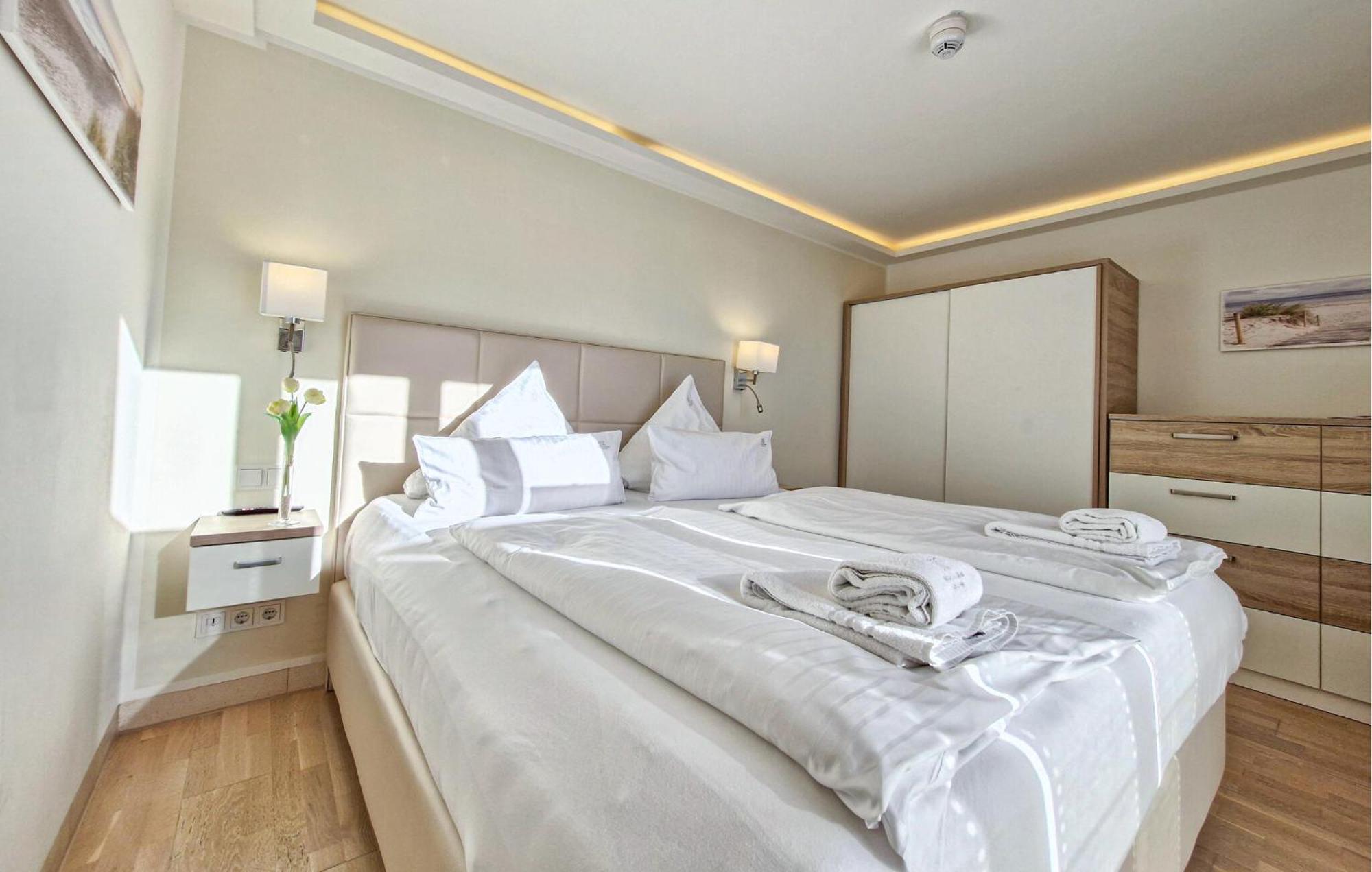 Garden Suite Apartment *